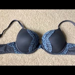 Victoria’s Secret push up bra